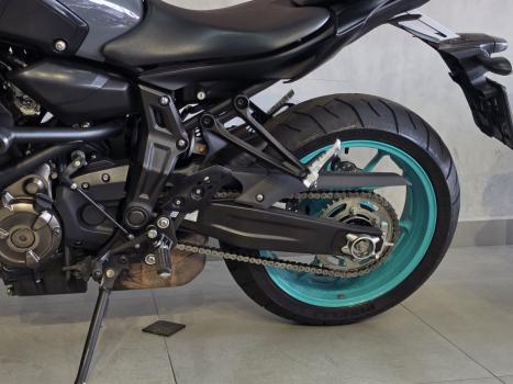 YAMAHA MT-07 700 ABS, Foto 7