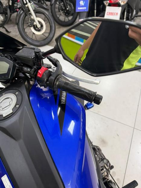 YAMAHA MT-07 700 ABS, Foto 4