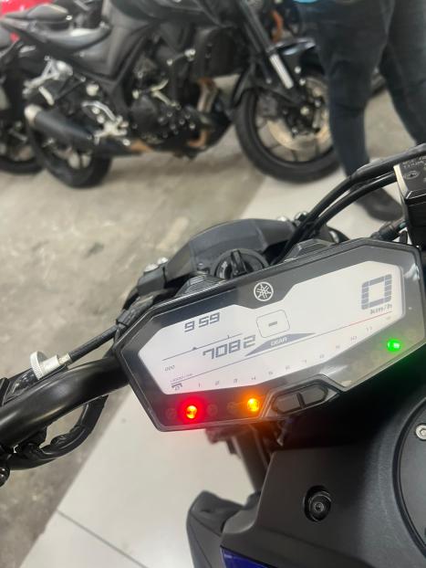 YAMAHA MT-07 700 ABS, Foto 3