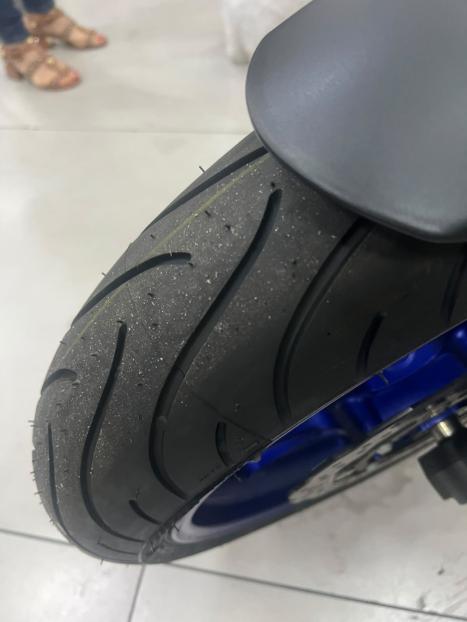 YAMAHA MT-07 700 ABS, Foto 4
