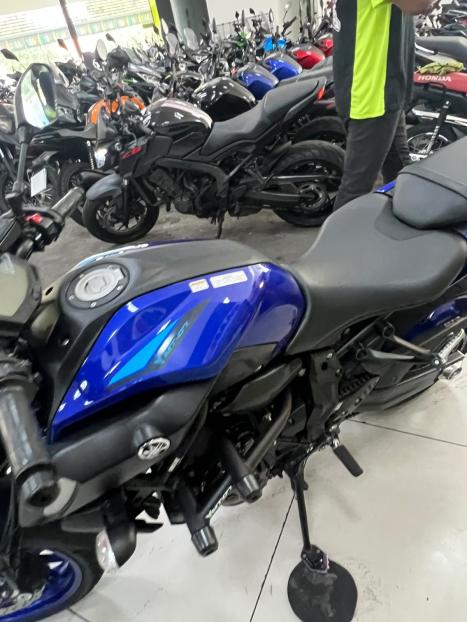 YAMAHA MT-07 700 ABS, Foto 8