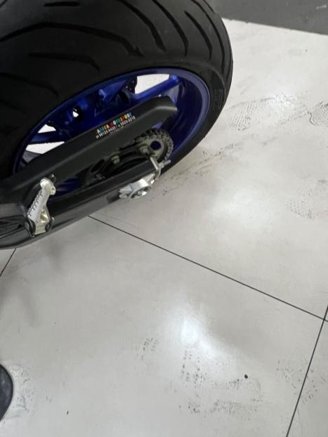 YAMAHA MT-07 700 ABS, Foto 10