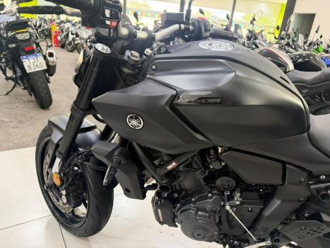 YAMAHA MT-07 700 ABS, Foto 6