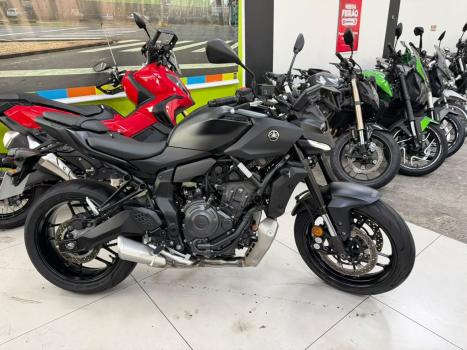 YAMAHA MT-07 700 ABS, Foto 13