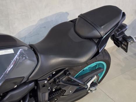 YAMAHA MT-07 700 ABS, Foto 6