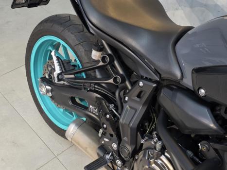 YAMAHA MT-07 700 ABS, Foto 8