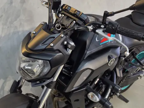 YAMAHA MT-07 700 ABS, Foto 9