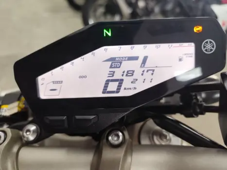 YAMAHA MT-09 850 , Foto 15 YAMAHA MT-09 850 , Foto 15