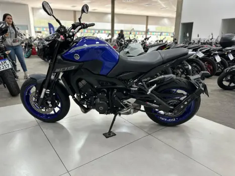 YAMAHA MT-09 850 , Foto 8