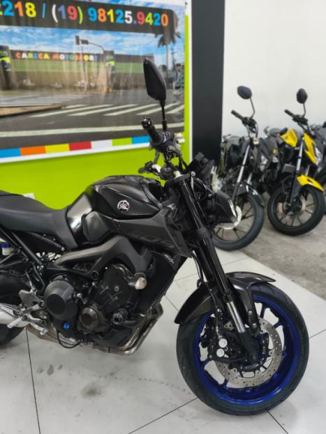 YAMAHA MT-09 850 , Foto 3