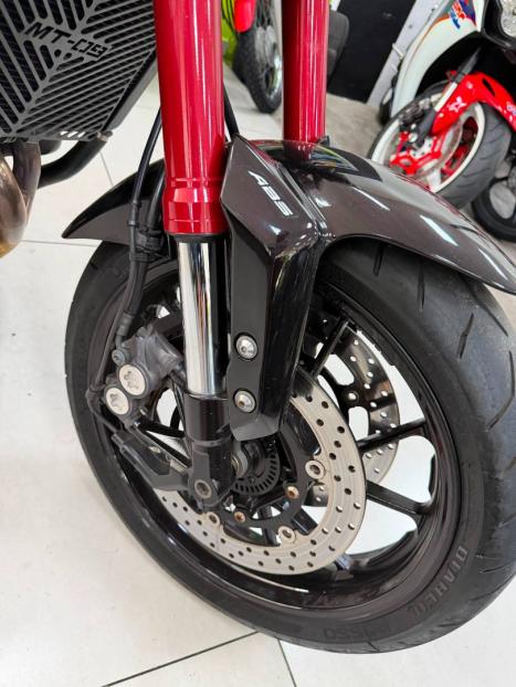 YAMAHA MT-09 850 , Foto 12