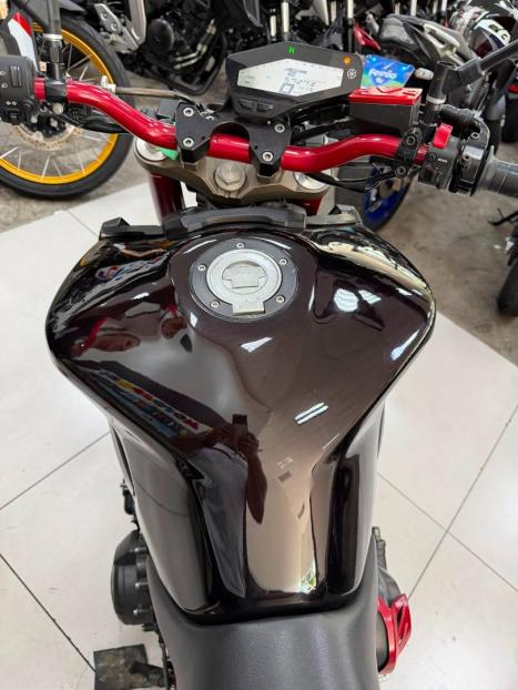 YAMAHA MT-09 850 , Foto 13