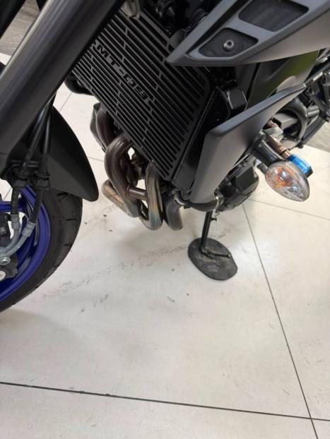 YAMAHA MT-09 850 , Foto 9