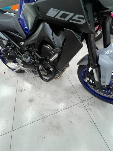 YAMAHA MT-09 850 , Foto 4