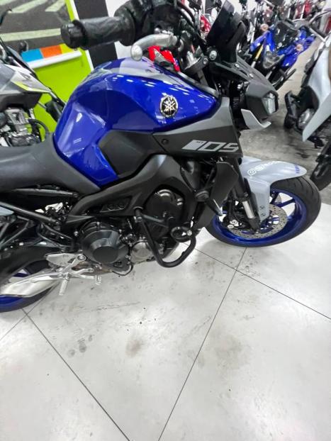 YAMAHA MT-09 850 , Foto 6