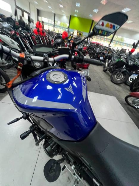 YAMAHA MT-09 850 , Foto 11