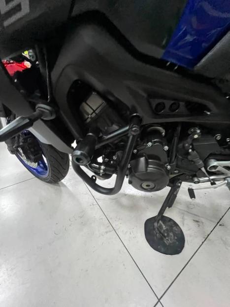 YAMAHA MT-09 850 , Foto 13