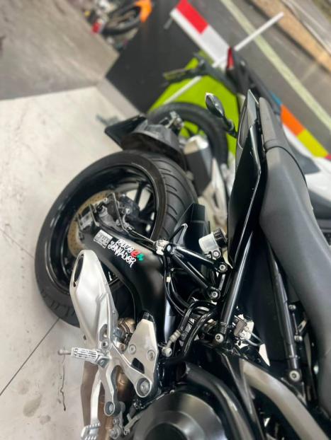 YAMAHA MT-09 850 , Foto 3