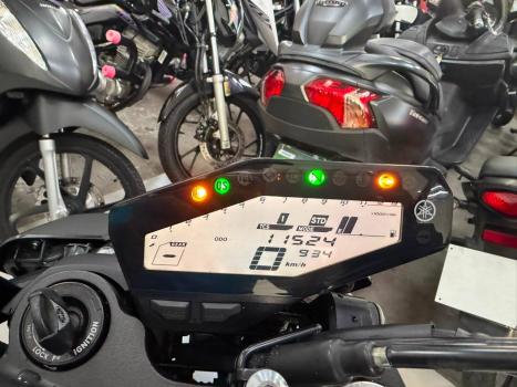 YAMAHA MT-09 850 , Foto 11