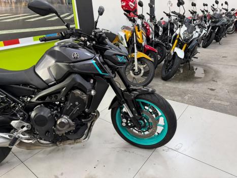 YAMAHA MT-09 850 , Foto 8