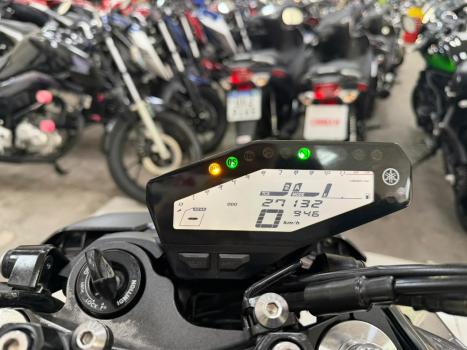 YAMAHA MT-09 850 , Foto 11