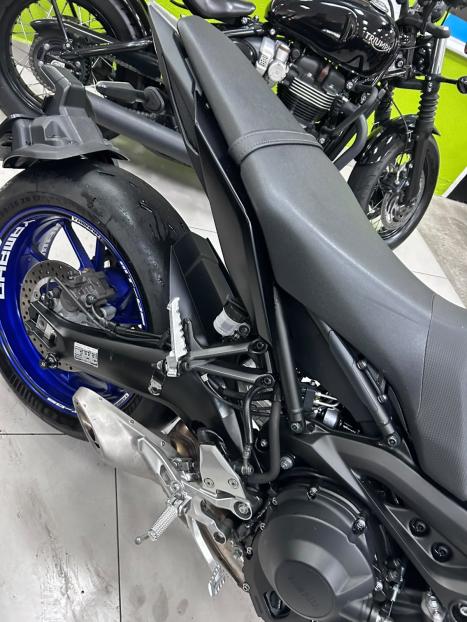 YAMAHA MT-09 850 , Foto 4