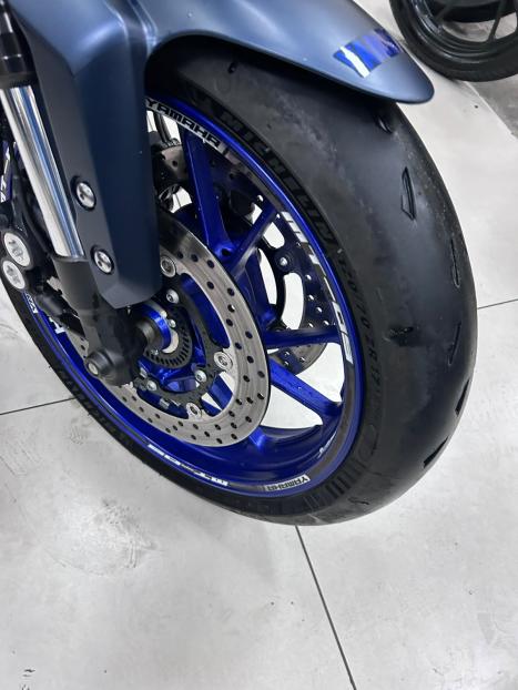 YAMAHA MT-09 850 , Foto 6