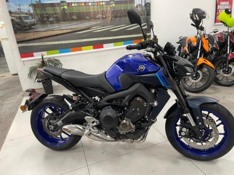 YAMAHA MT-09 850 ABS, Foto 10