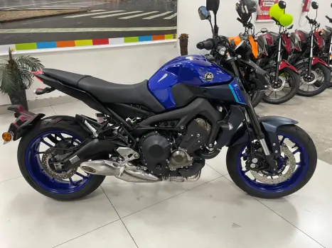 YAMAHA MT-09 850 ABS, Foto 13