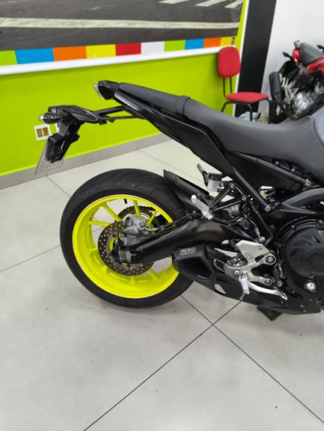 YAMAHA MT-09 850 ABS, Foto 7
