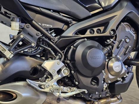 YAMAHA MT-09 850 ABS, Foto 10