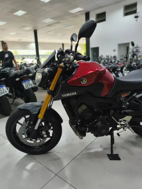 YAMAHA MT-09 850 ABS, Foto 7