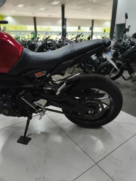 YAMAHA MT-09 850 ABS, Foto 8