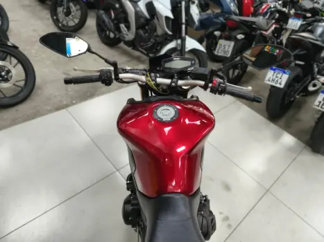 YAMAHA MT-09 850 ABS, Foto 9