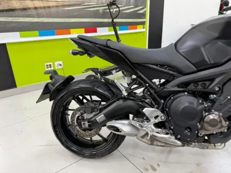 YAMAHA MT-09 850 ABS, Foto 5