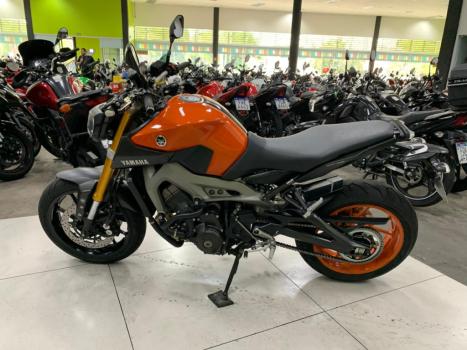 YAMAHA MT-09 850 ABS, Foto 10