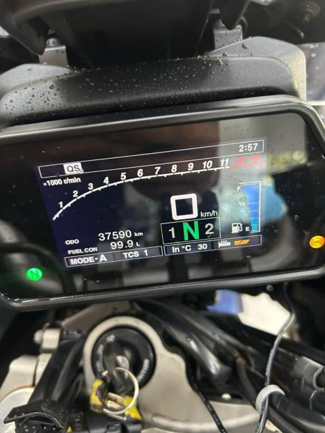 YAMAHA MT-09 850 ABS, Foto 3