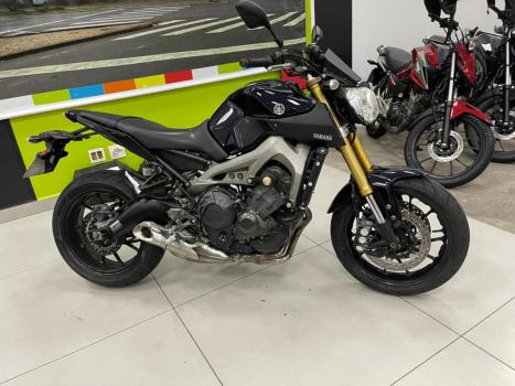 YAMAHA MT-09 Tracer GT 900 , Foto 5