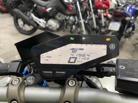 YAMAHA MT-09 Tracer GT 900 , Foto 10