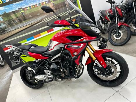 YAMAHA MT-09 Tracer GT 900 , Foto 2