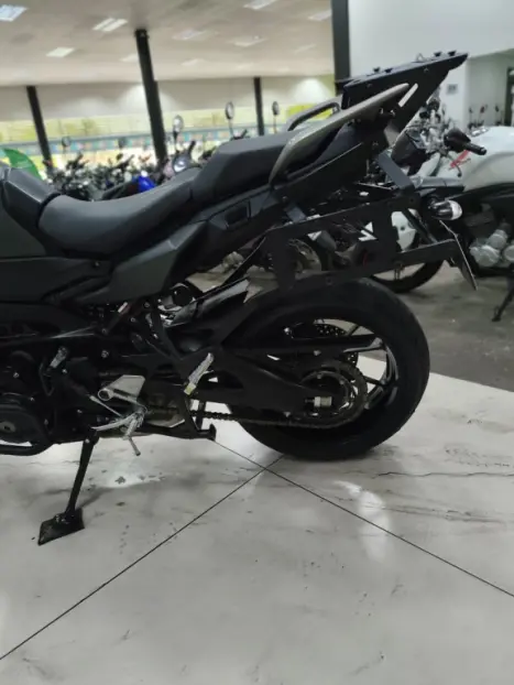 YAMAHA MT-09 Tracer GT 900 , Foto 9 YAMAHA MT-09 Tracer GT 900 , Foto 9