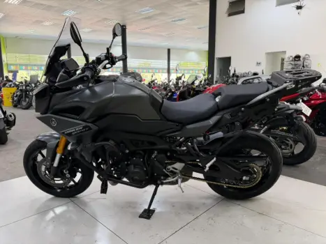 YAMAHA MT-09 Tracer GT 900 , Foto 8