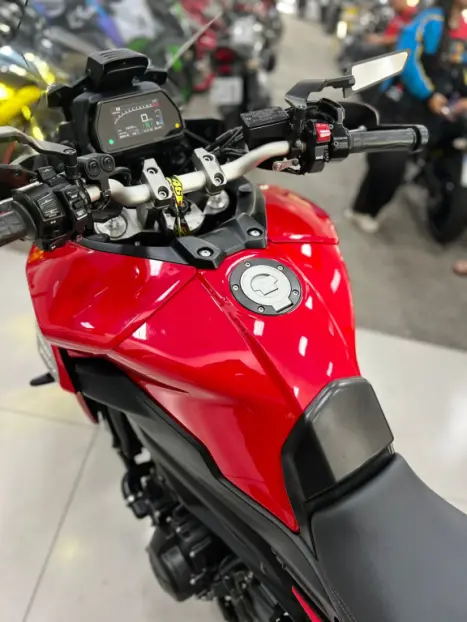 YAMAHA MT-09 Tracer GT 900 , Foto 6