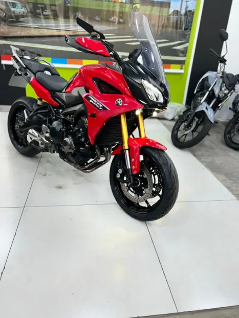 YAMAHA MT-09 Tracer GT 900 , Foto 8