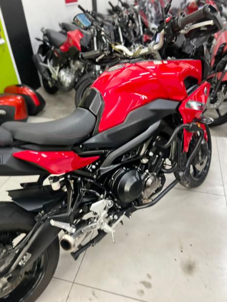 YAMAHA MT-09 Tracer GT 900 , Foto 6