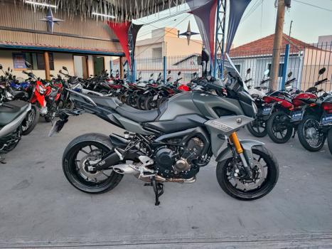YAMAHA MT-09 Tracer GT 900 , Foto 1