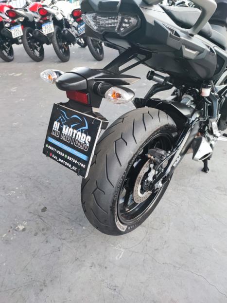YAMAHA MT-09 Tracer GT 900 , Foto 4
