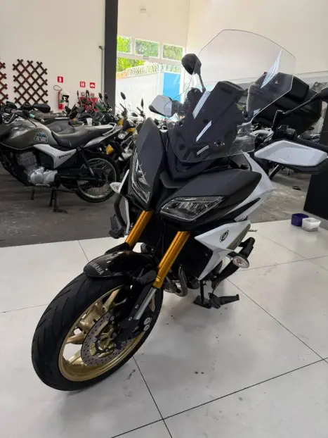 YAMAHA MT-09 Tracer 850 , Foto 15