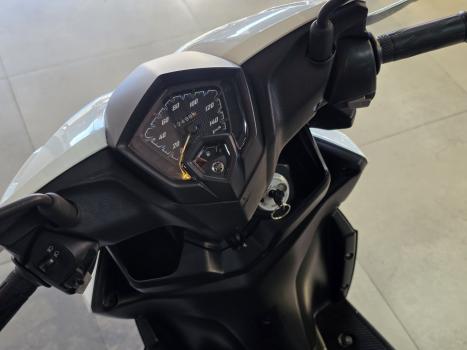 YAMAHA Neo AT 125 , Foto 4