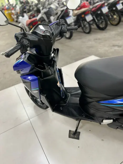 YAMAHA Neo UBS 125 , Foto 8